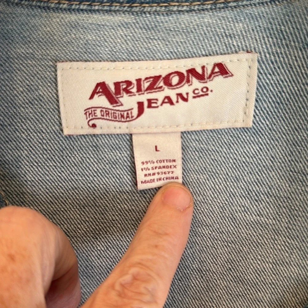 Arizona Jean Women's Size L Denim Jacket Embroidered Roses 90s Grunge ALT E-Girl